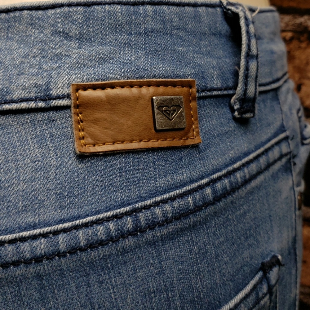 Roxy Jeans Distressed - Picture 4 of 8